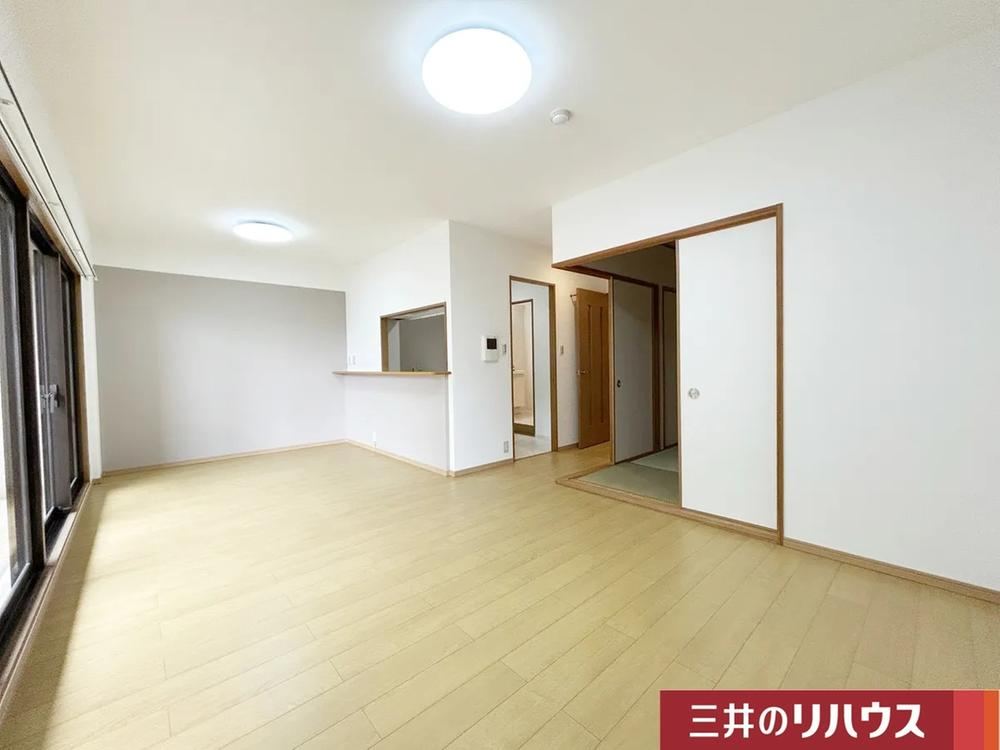 3LDK apartment in Nishinomiya, Hyogo - Photo 1