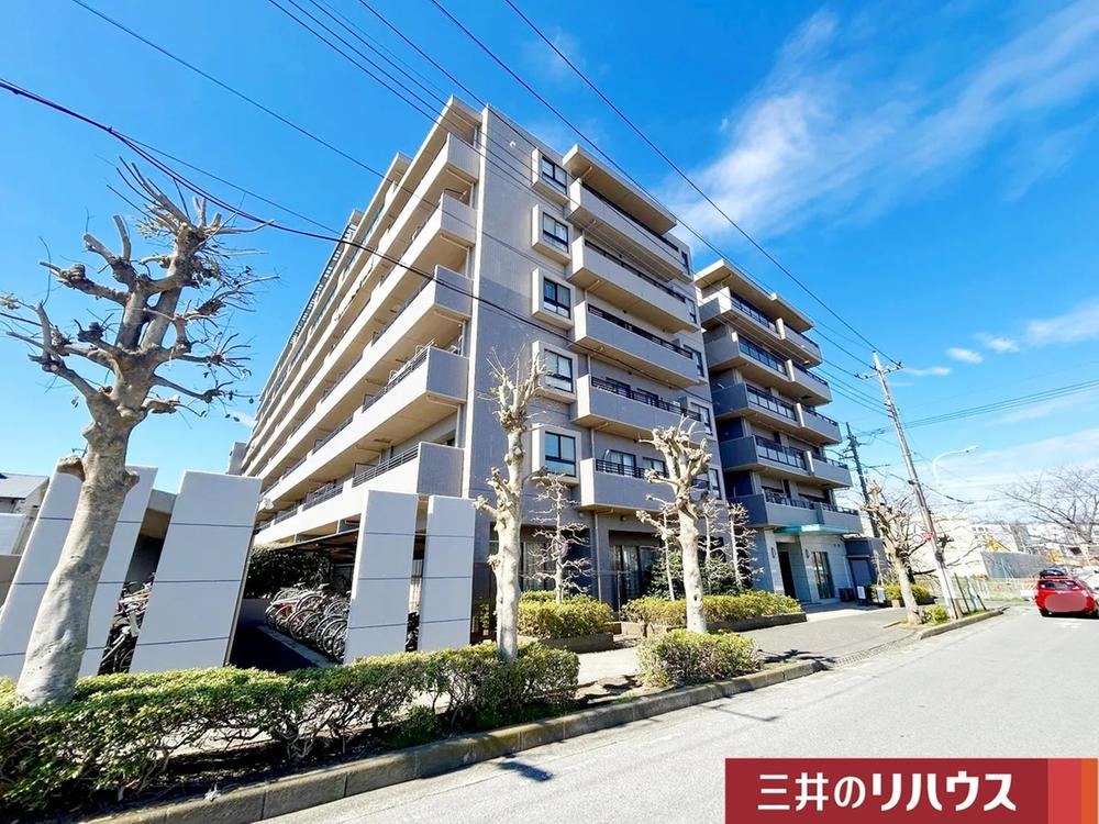 3LDK apartment in Tokorozawa, Saitama - Photo 1