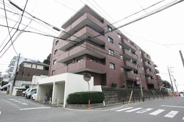 4LDK apartment in Minami Ward, Fukuoka - Photo 1
