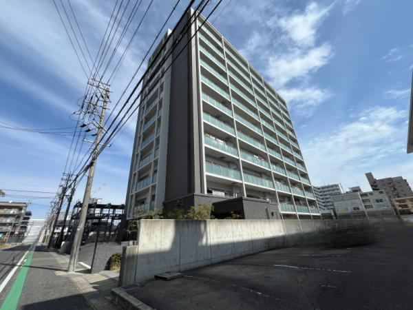 3LDK apartment in Toyota, Aichi - Photo 1