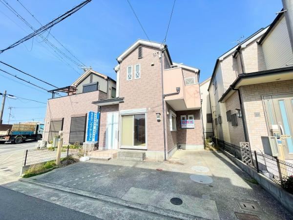 4LDK house in Izumiotsu, Osaka - Photo 1