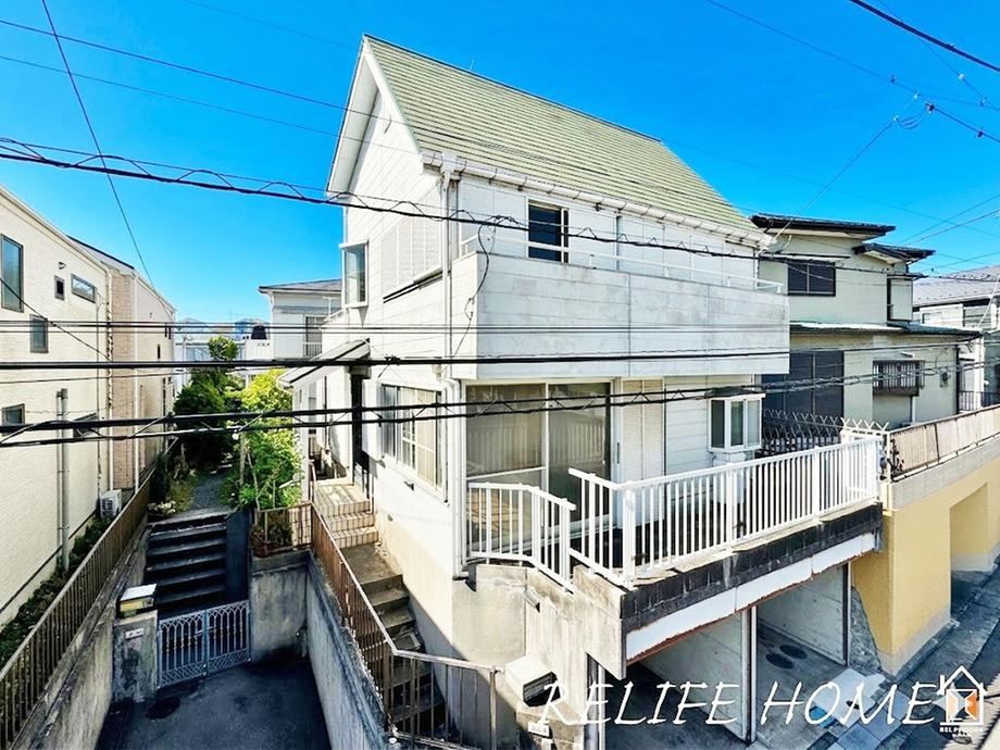 Large 4LDKS House with Parking for 2 Cars in Yokosuka - Photo 1