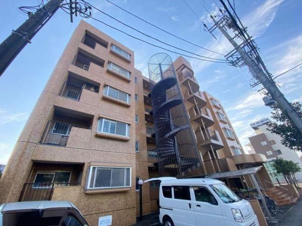 3LDK apartment in Tempaku Ward, Nagoya, Aichi - Photo 1