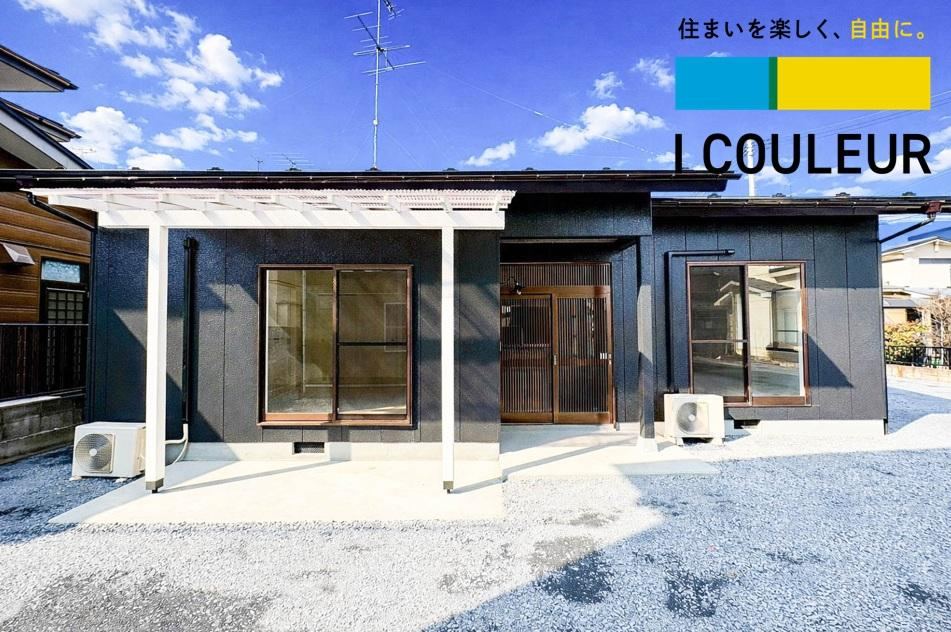 Charming 2LDK Single-Story Home with Easy Access - Photo 1