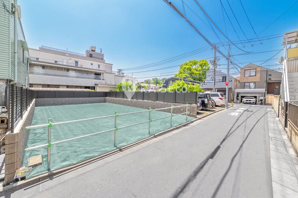 132 m² land in Meguro Ward, Tokyo - Photo 1