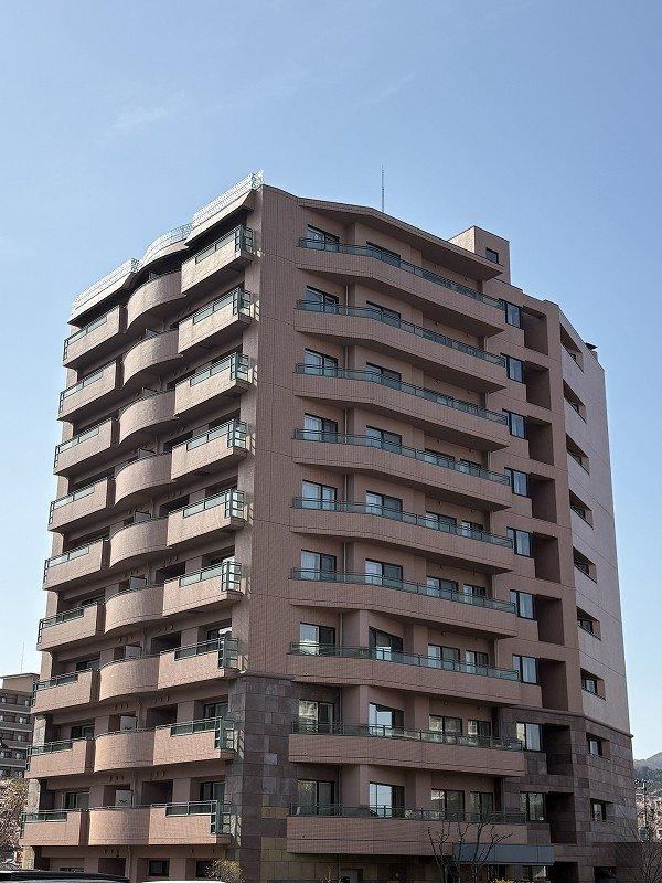 3LDK apartment in Minami Ward, Sapporo, Hokkaido - Photo 1