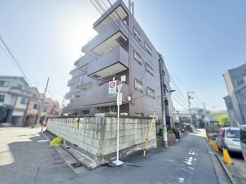 3LDK apartment in Kita Ward, Tokyo - Photo 1