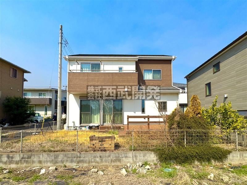 Bright 4LDK Home with Garden in Tokorozawa - Photo 1