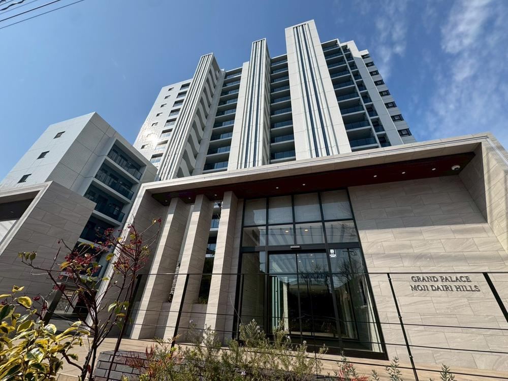 3LDK apartment in Moji Ward, Kitakyushu, Fukuoka - Photo 1