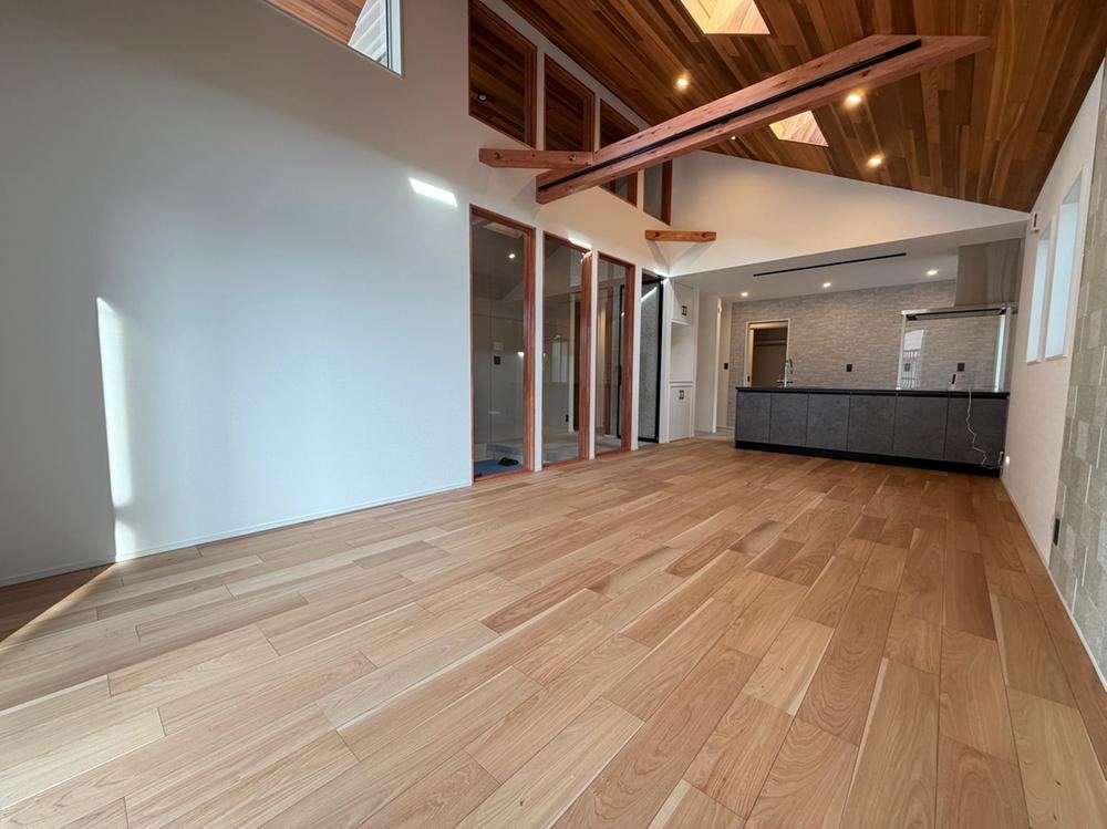 Single-Story Home in Popular Minami Town - Photo 1