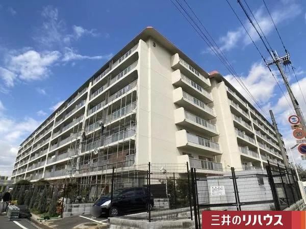 3LDK apartment in Ibaraki, Osaka - Photo 1