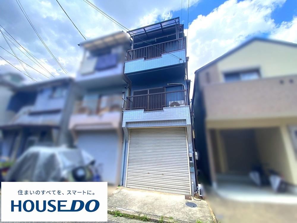 3DK house in Neyagawa, Osaka - Photo 1