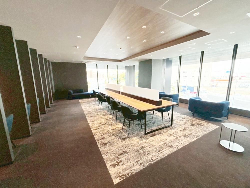 2LDK apartment in Chuo Ward, Kobe, Hyogo - Photo 1