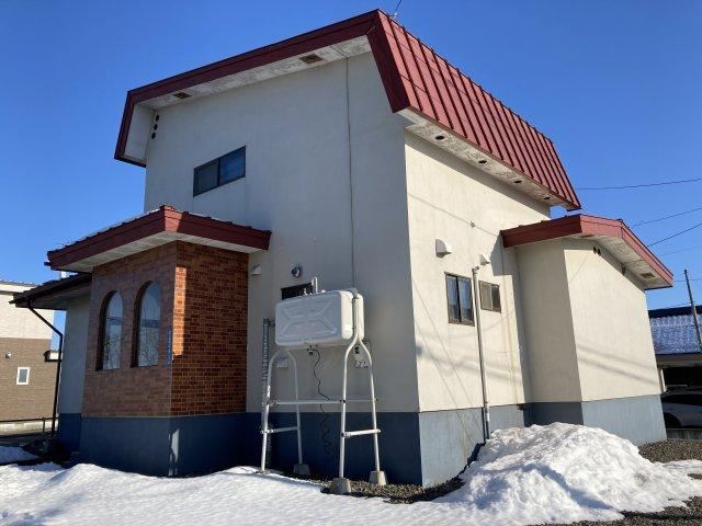 Renovation Potential 4LDK House in Obihiro - Photo 1