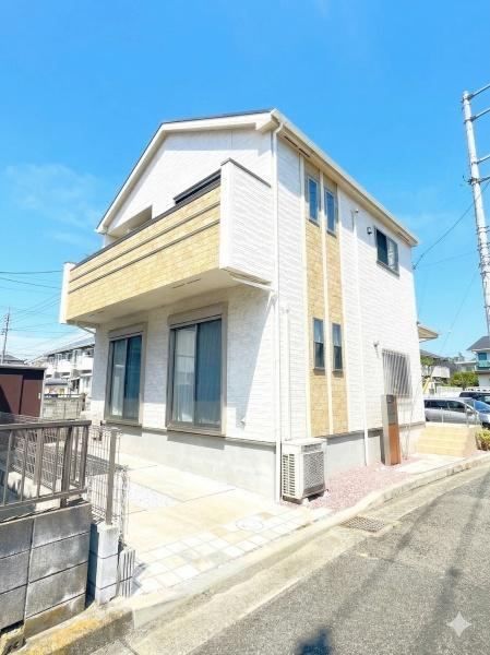 Charming 4LDK House in Matsugaoka - Photo 1