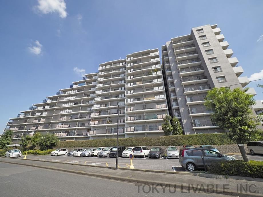 3LDK apartment in Ageo, Saitama - Photo 1