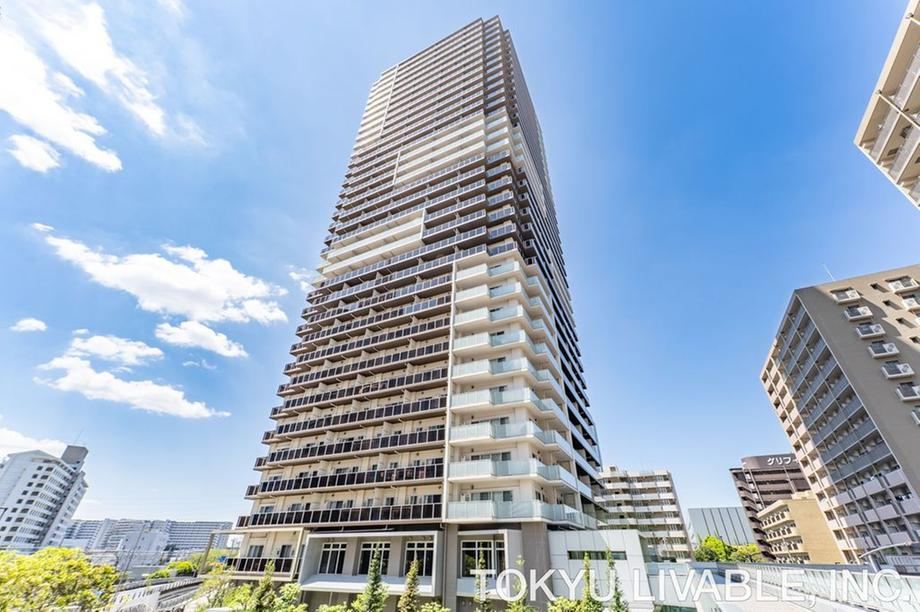 3LDK apartment in Saiwai Ward, Kawasaki, Kanagawa - Photo 1