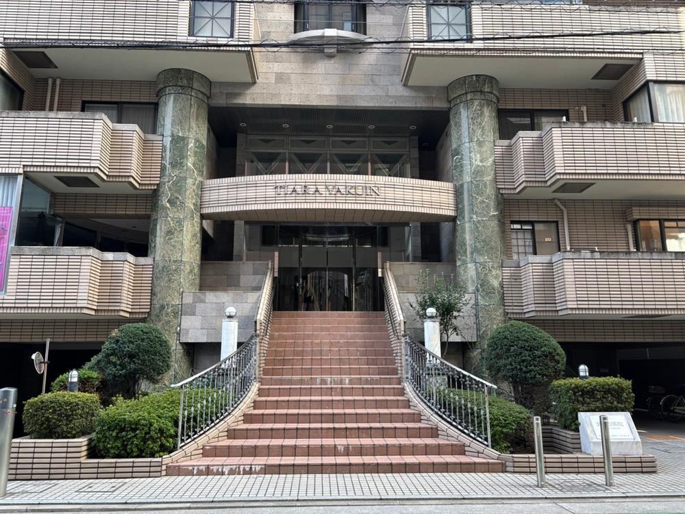 3LDK apartment in Chuo Ward, Fukuoka - Photo 1