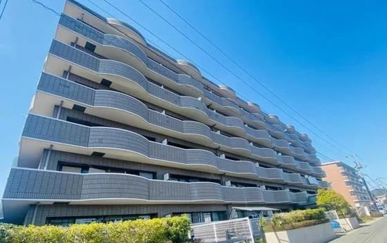 4LDK apartment in Yamaguchi, Yamaguchi - Photo 1