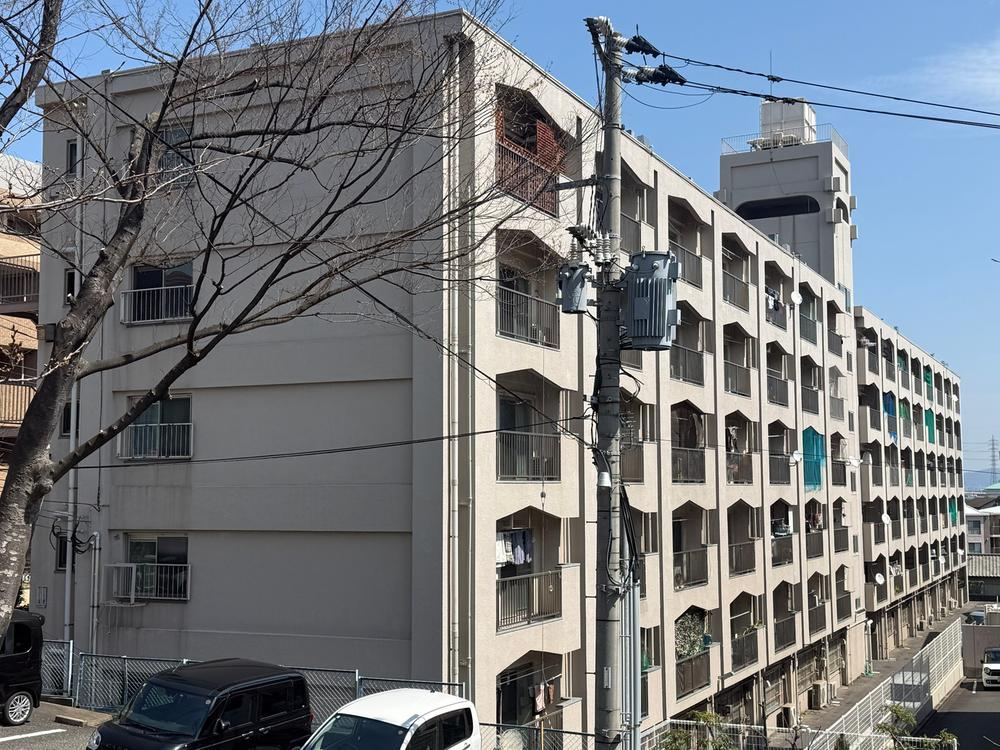 2LDK apartment in Kokurakita Ward, Kitakyushu, Fukuoka - Photo 1