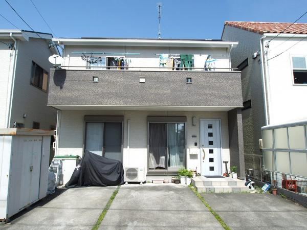 4LDK house in Suruga Ward, Shizuoka - Photo 1