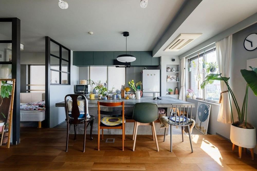 2LDK apartment in Minato Ward, Tokyo - Photo 1