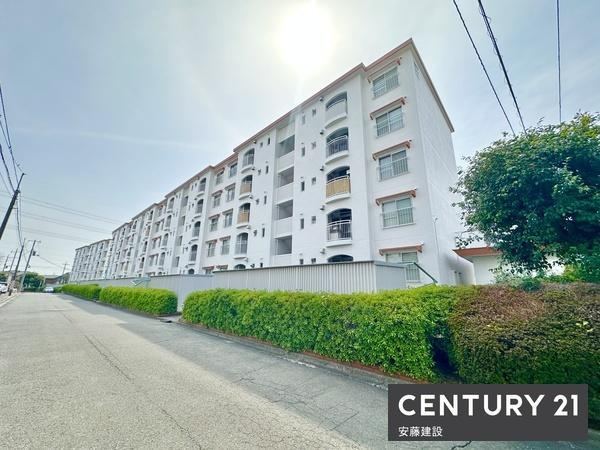 3LDK apartment in Sayama, Saitama - Photo 1