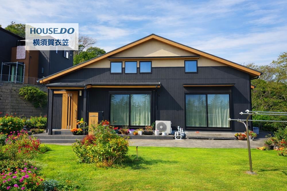 Spacious 3LDK Home on Expansive Lot - Photo 1