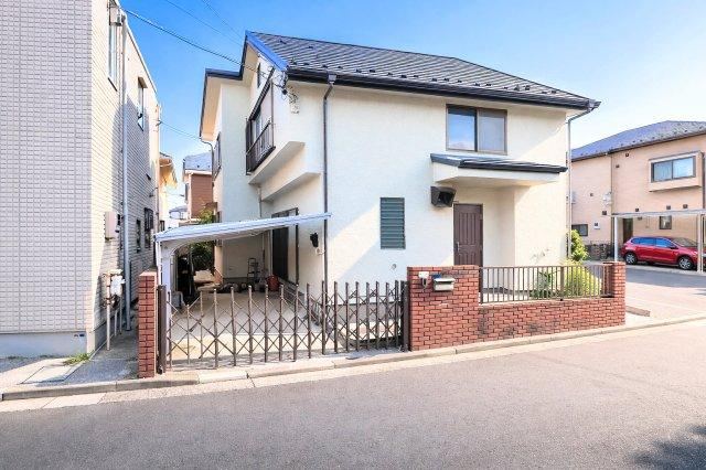Custom-Built Detached House by Taisei Construction - Photo 1