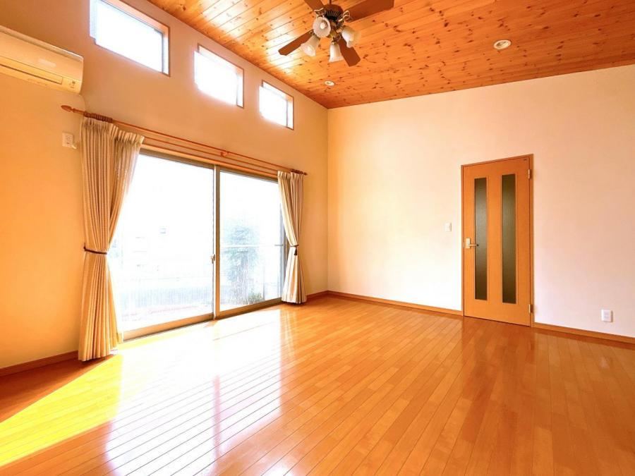 3LDK+S House in a Quiet Neighborhood of Hadano - Photo 1