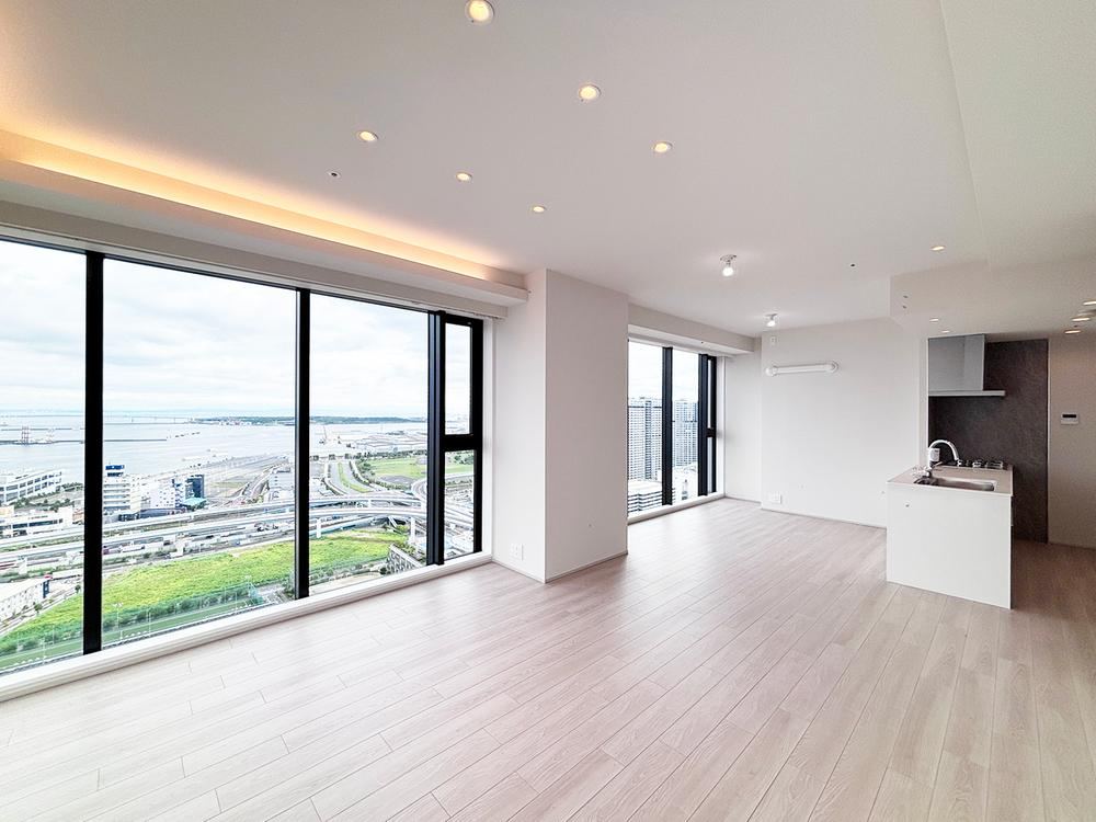 2LDK apartment in Koto Ward, Tokyo - Photo 1