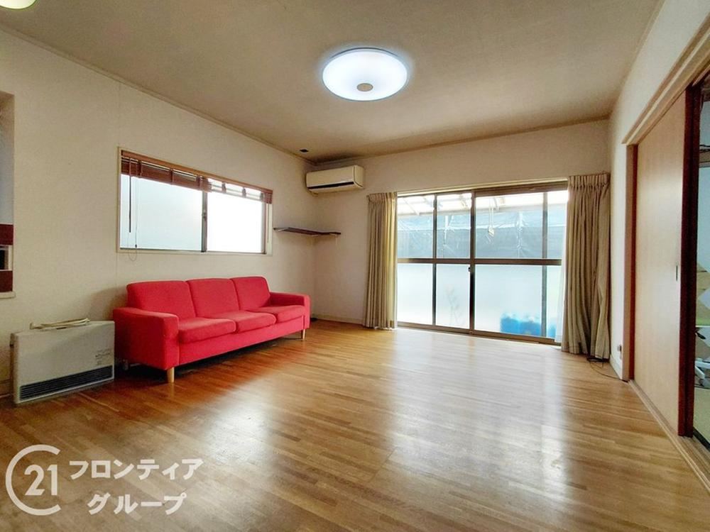 4LDK house in Nishi Ward, Kobe, Hyogo - Photo 1