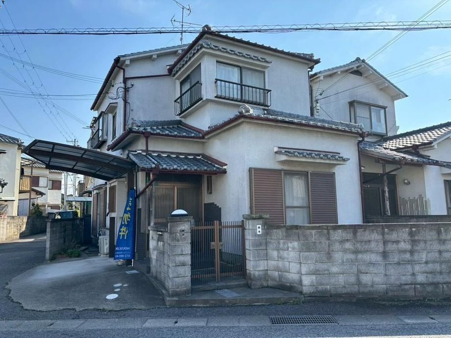 4LDK house in Hannan, Osaka - Photo 1