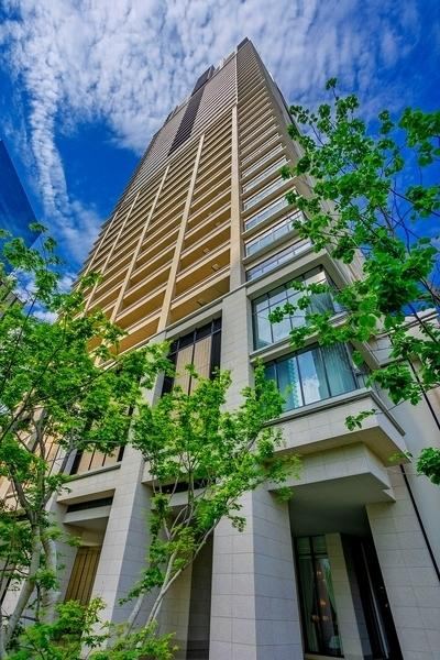 2LDK apartment in Kita Ward, Osaka - Photo 1