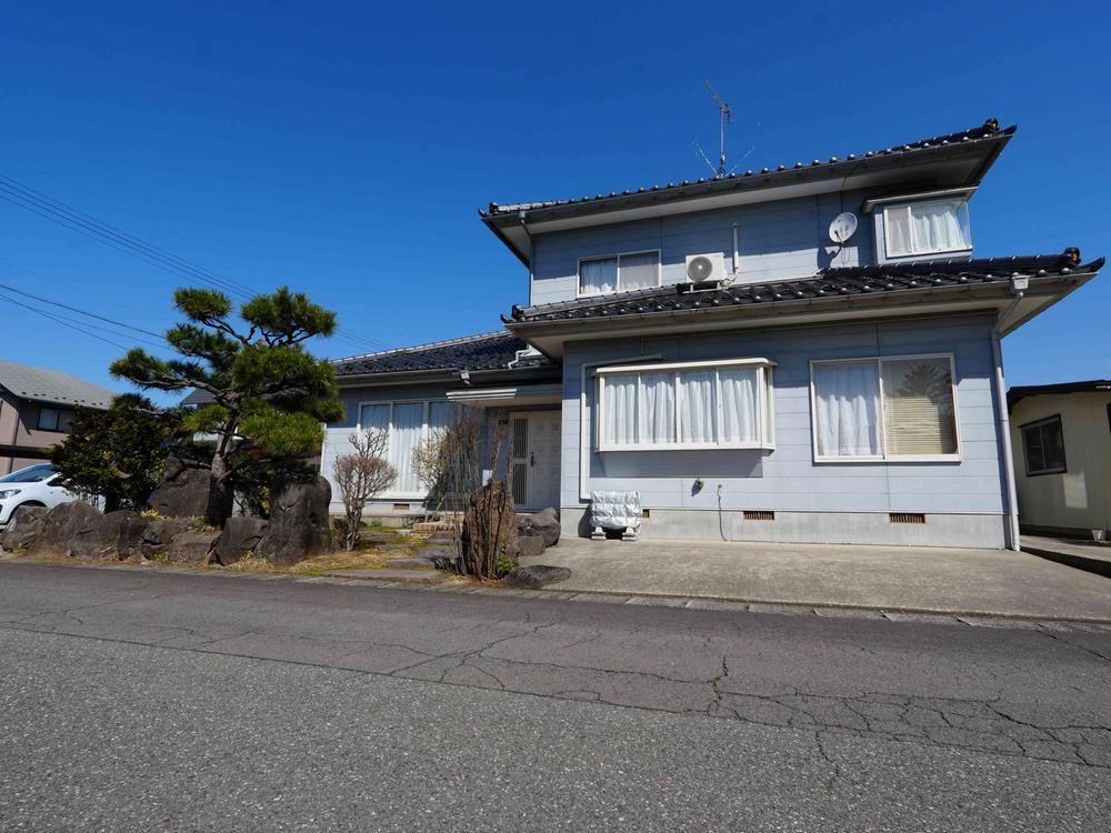 Spacious 5LDK House in Yusa - Photo 1