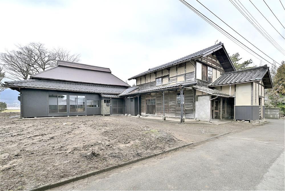 Historic 5LDK Detached House in Niigata - Photo 1