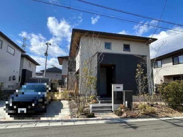 Quality Light Steel-Frame Home in Akashidai - Photo 1