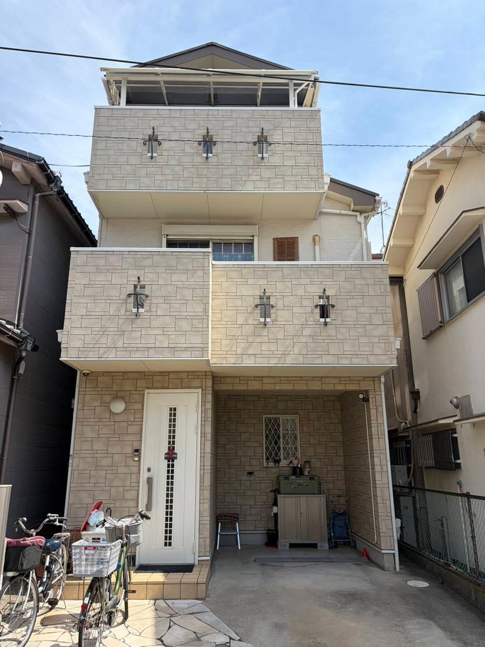 3LDK house in Naka Ward, Sakai, Osaka - Photo 1