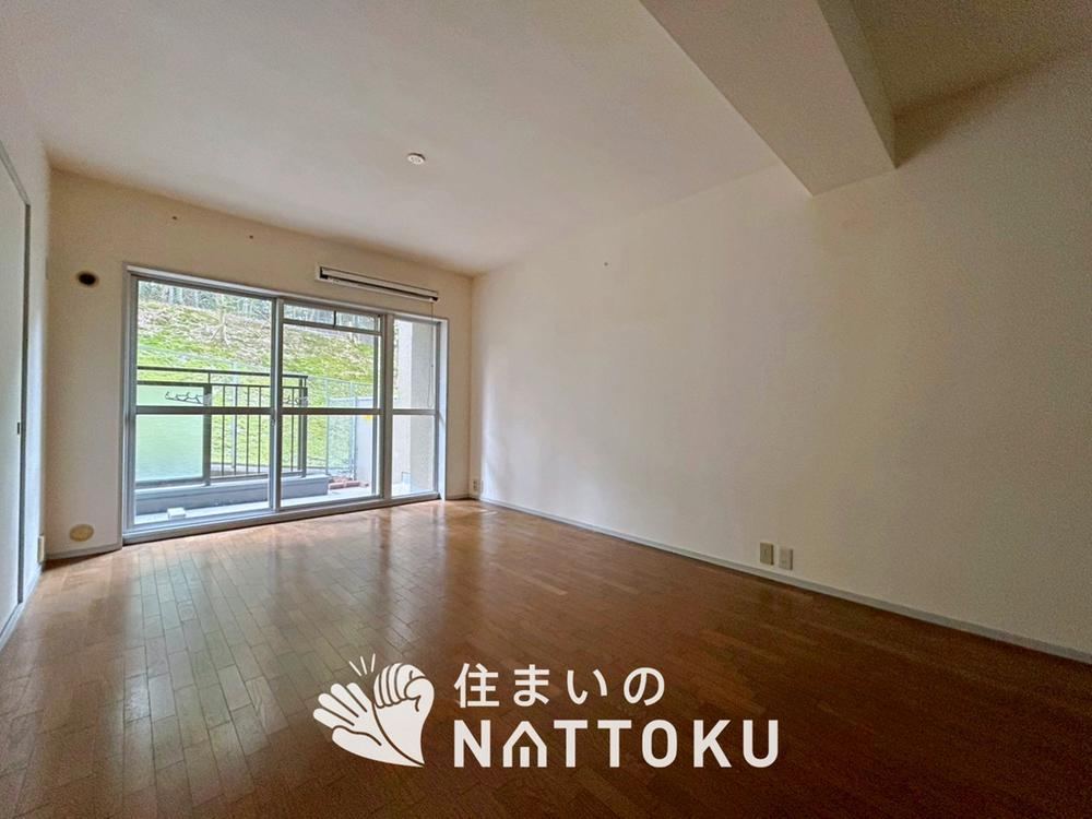 3LDK apartment in Hirakata, Osaka - Photo 1