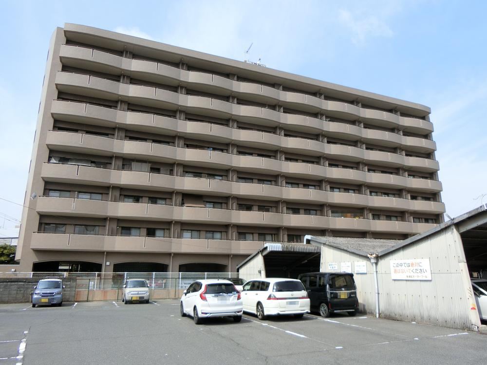 3LDK apartment in Kurashiki, Okayama - Photo 1