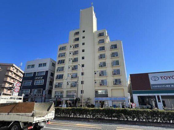 3DK apartment in Ota Ward, Tokyo - Photo 1