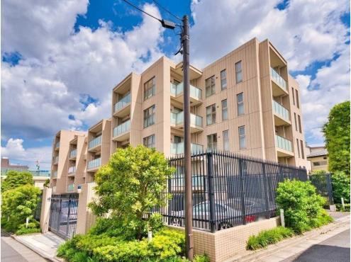 1LDK apartment in Shibuya Ward, Tokyo - Photo 1