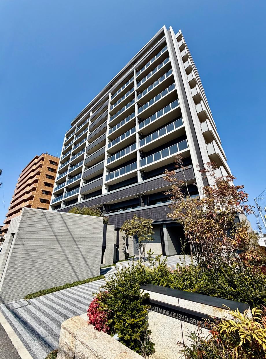 3LDK apartment in Takamatsu, Kagawa - Photo 1