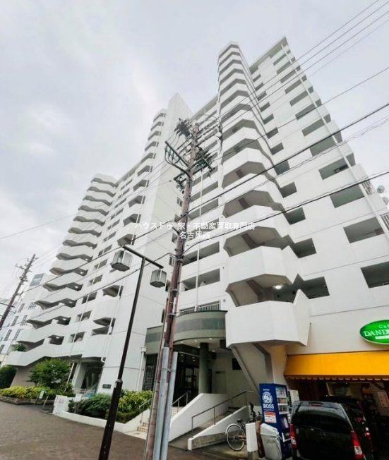 4LDK apartment in Naka Ward, Nagoya, Aichi - Photo 1