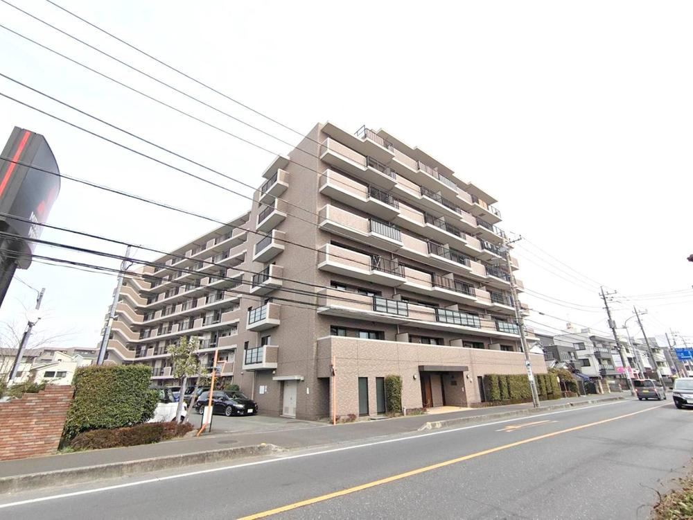 3LDK apartment in Tokorozawa, Saitama - Photo 1