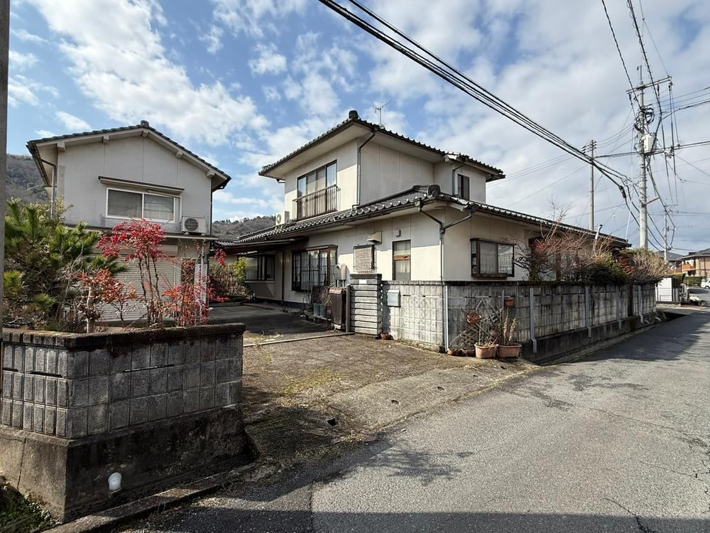 5LDK house in Tsuyama, Okayama - Photo 1