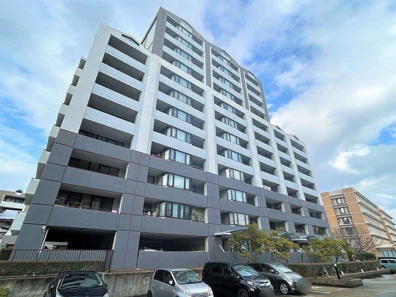 4LDK apartment in Minami Ward, Fukuoka - Photo 1