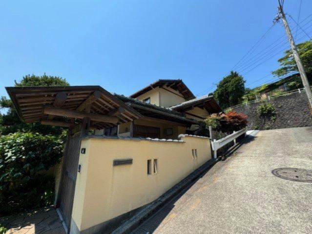 Charming 6LDK House with Hot Springs in Miyakami - Photo 1