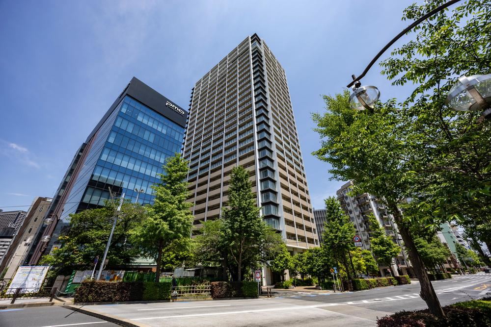 2LDK apartment in Chuo Ward, Tokyo - Photo 1