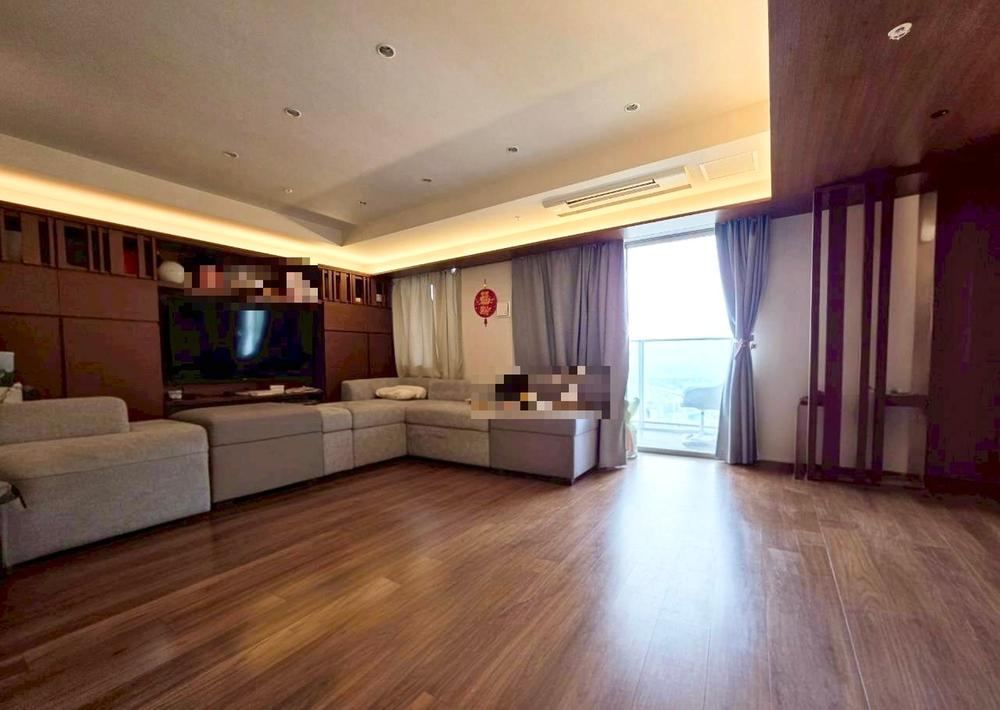 2LDK apartment in Kita Ward, Osaka - Photo 1